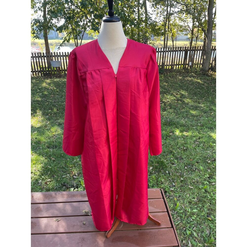 Jostens BDG Collection Red Graduation Gown Medium Fit 507"-509" 100% Polyester